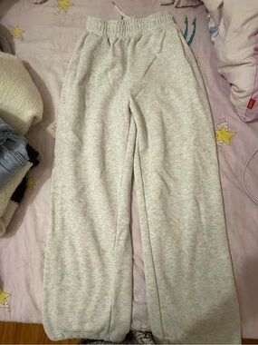 Sweat pants